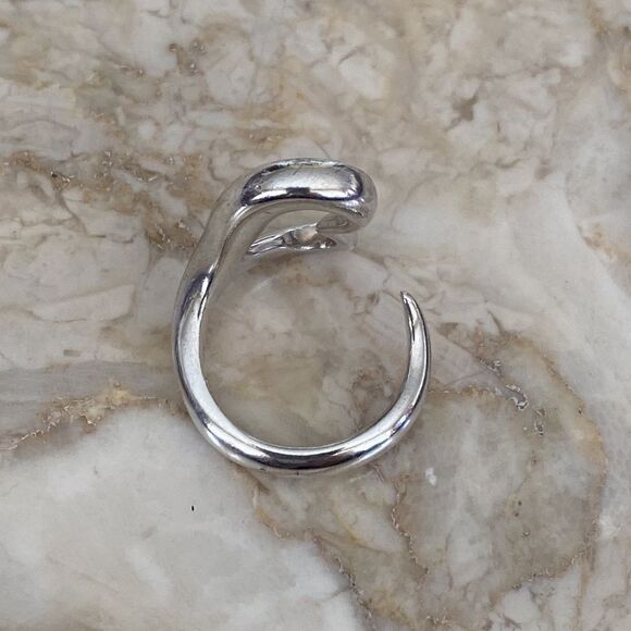 Tiffany & Co. Elsa Peretti Rare Large Open Heart 925 Sterling Silver Ring - Picture 3 of 8
